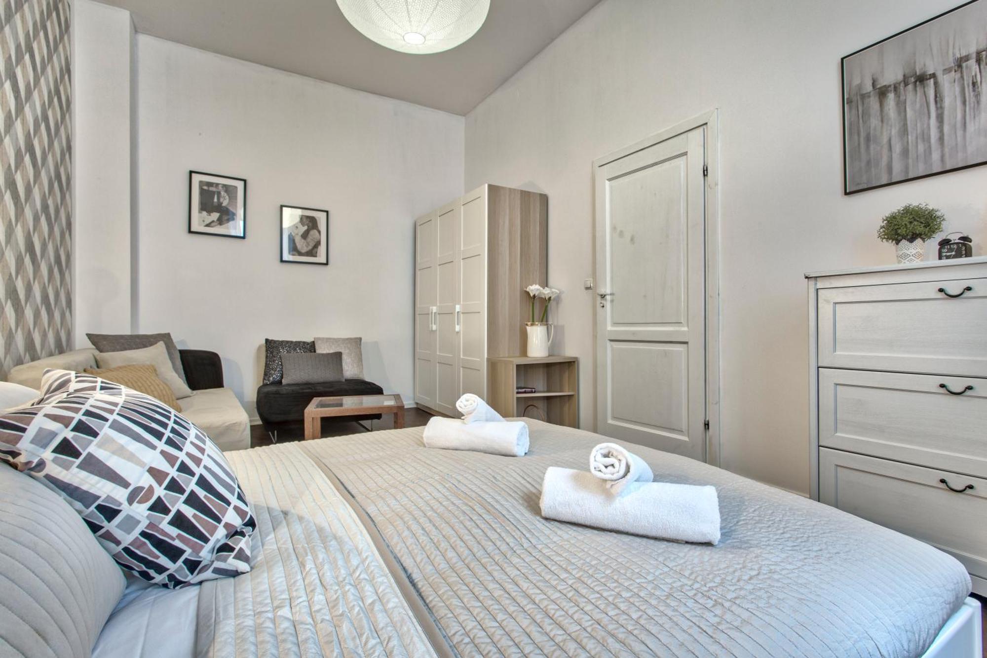 Tyzenhauz Apartments Zygmunta Augusta Street Krakkó Kültér fotó